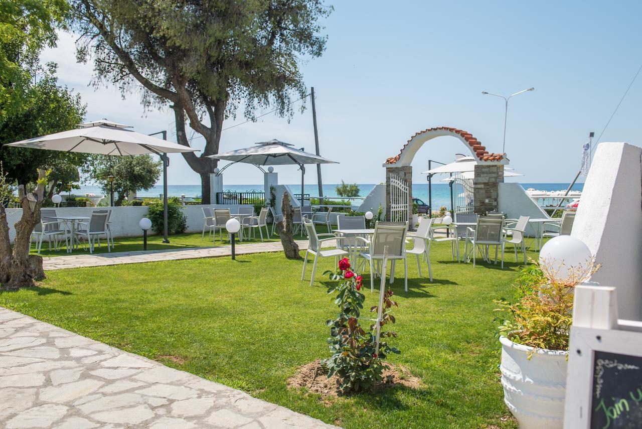 Georgalas Sun Beach Rooms Nea Kallikrateia Kültér fotó